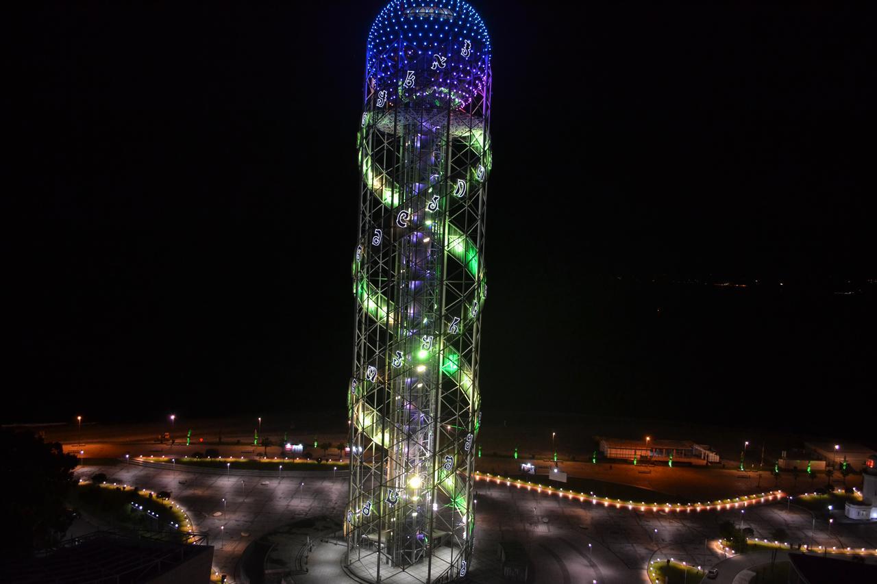 Batumi Porta Tower 1811 Daire Dış mekan fotoğraf
